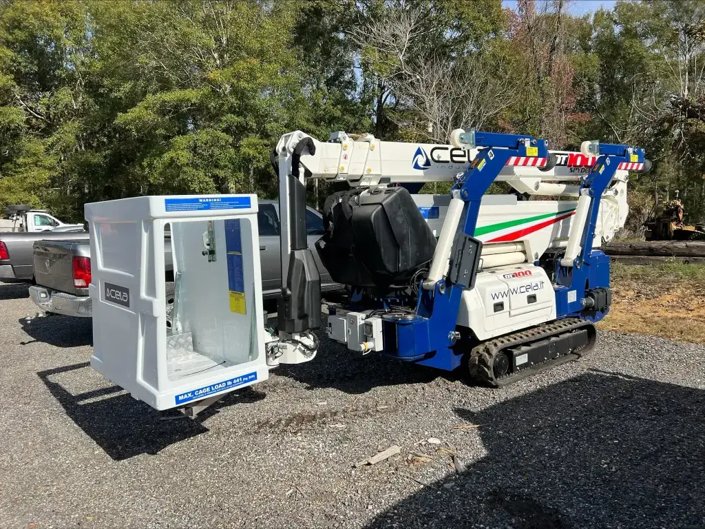 Cela DT100 Spyder Tracked Lift (Diesel).webp