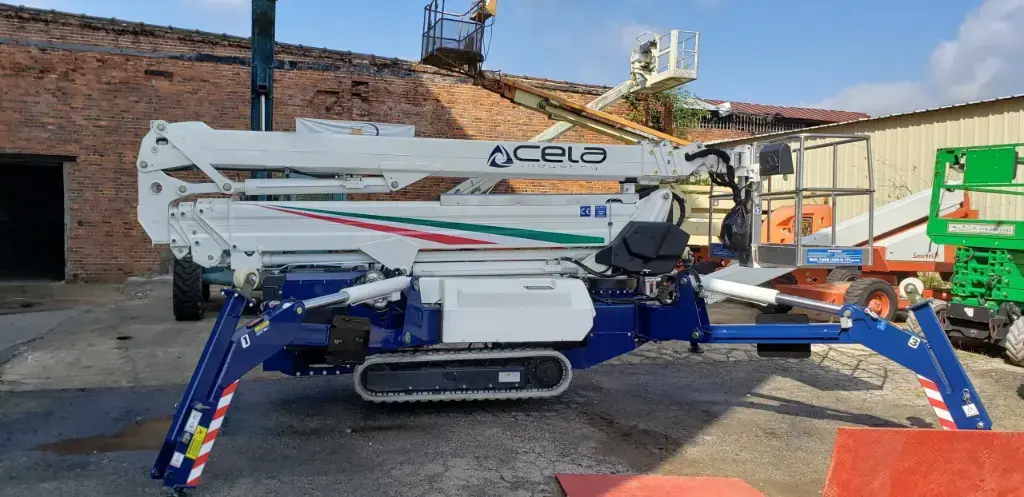 Cela DT92 Spyder Tracked Lift (Diesel).webp