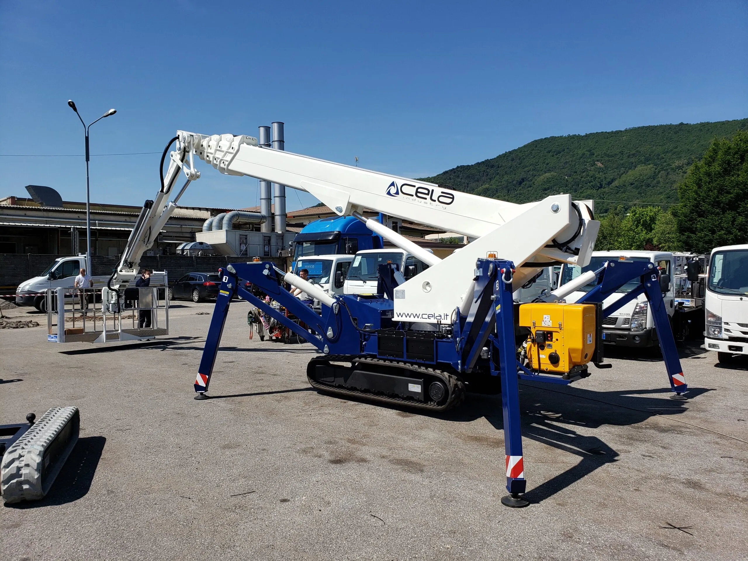 Cela DT120 Spyder Tracked Lift