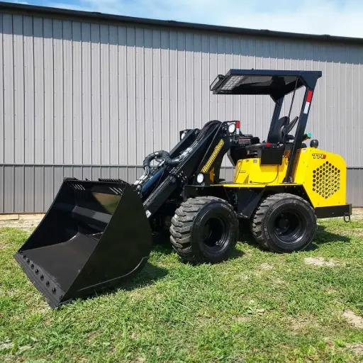 Hummerbee 774R Compact Loader 